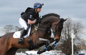 camara casco equitacion